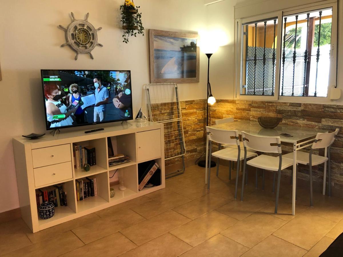 Apartamentos Casa Tia Antonia Малага Екстериор снимка
