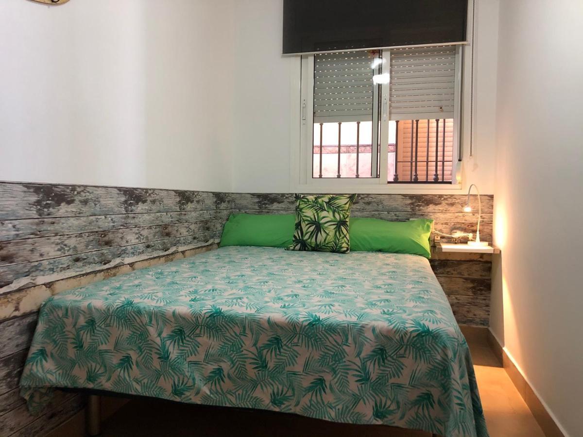 Apartamentos Casa Tia Antonia Малага Екстериор снимка