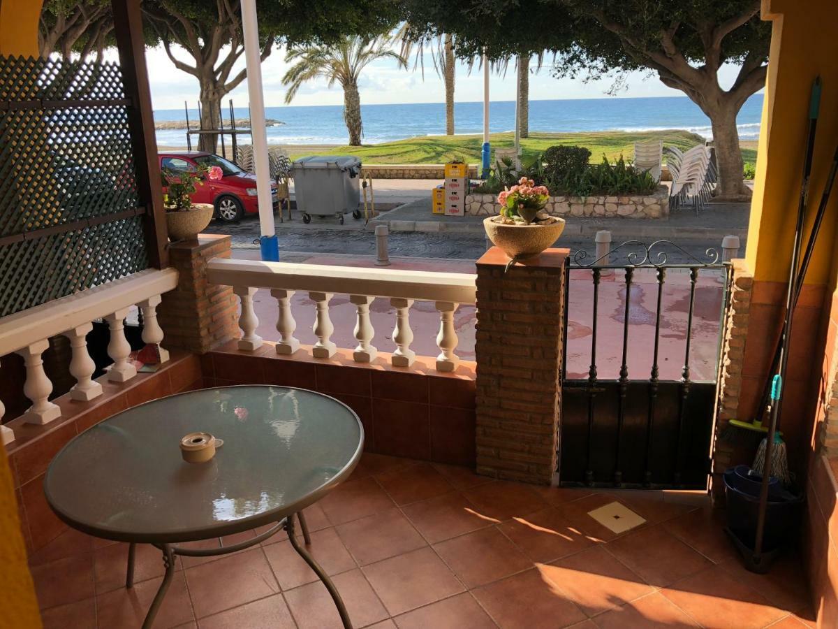 Apartamentos Casa Tia Antonia Малага Екстериор снимка